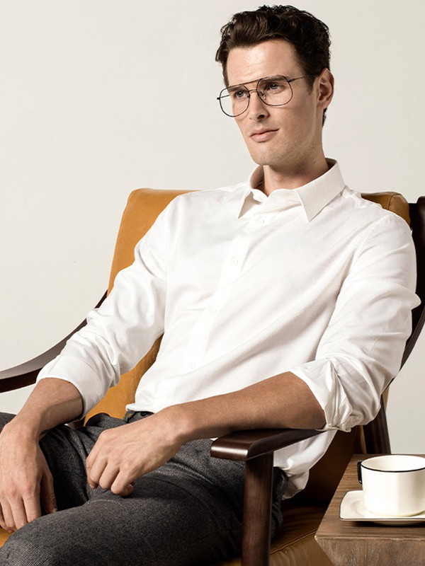 威可多男装2022秋冬季白色衬衫裙