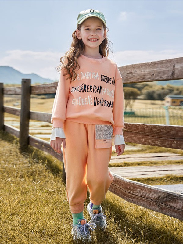 莉莉日记2022秋冬季橙色T恤