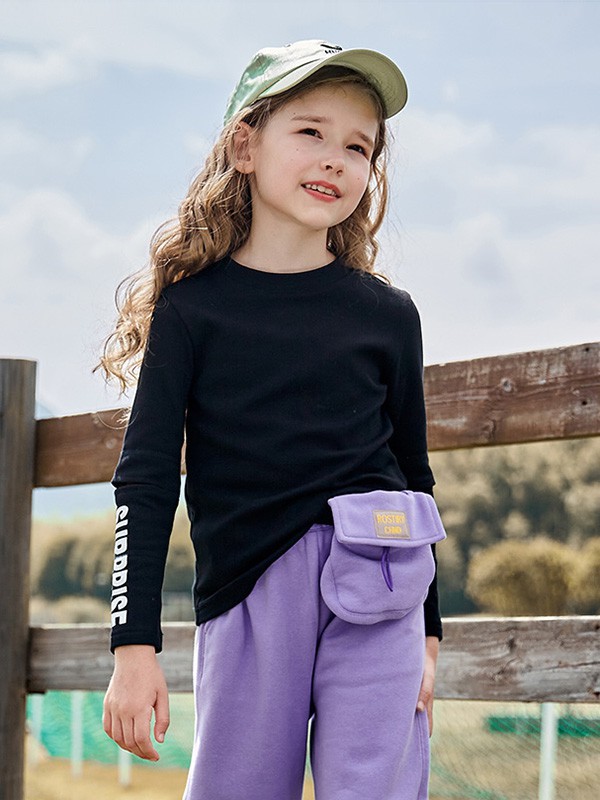 莉莉日记童装2022秋冬季黑色T恤