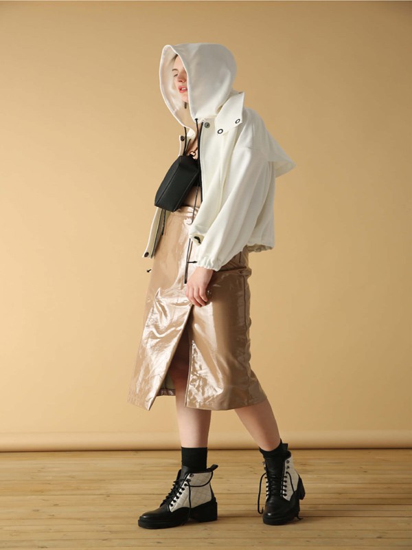 玛歌女装2022秋冬季棕色半身裙