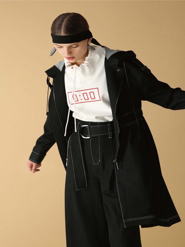 玛歌女装2022春夏季白色卫衣