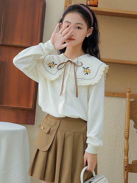 动漫童话童装2022秋冬季白色衬衫