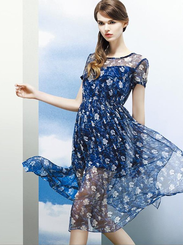 爱佛斯2022秋冬季蓝色连衣裙