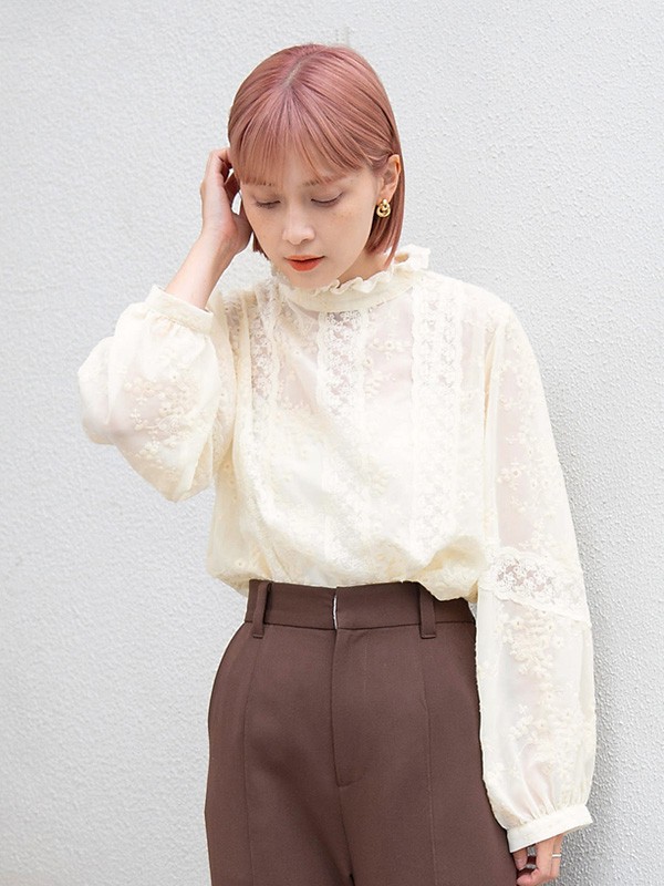 奈伊茜2022秋冬季白色长裙