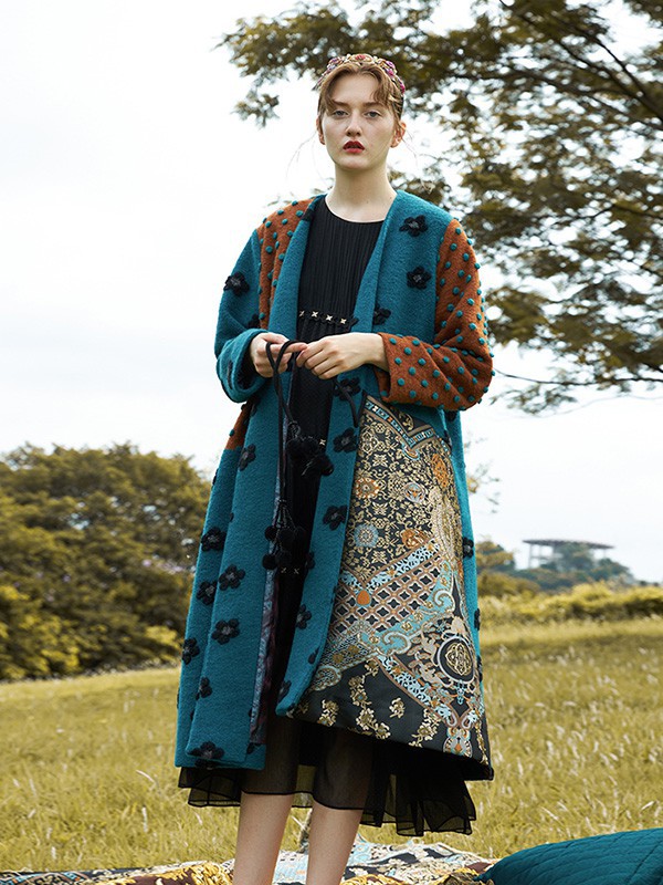 吉丘古儿女装2022秋冬季蓝色外套