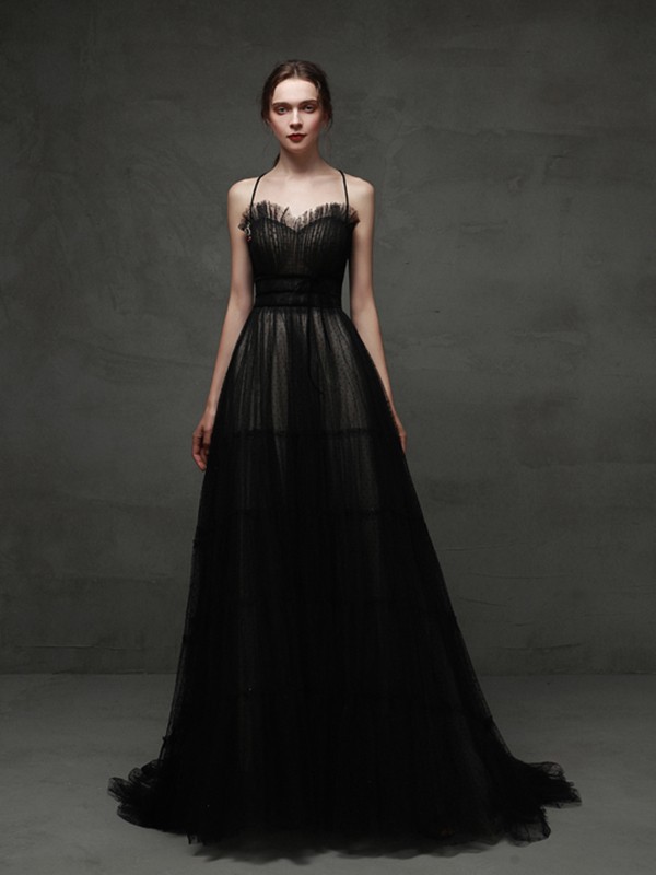 衣纱女装2022秋冬季黑色礼服