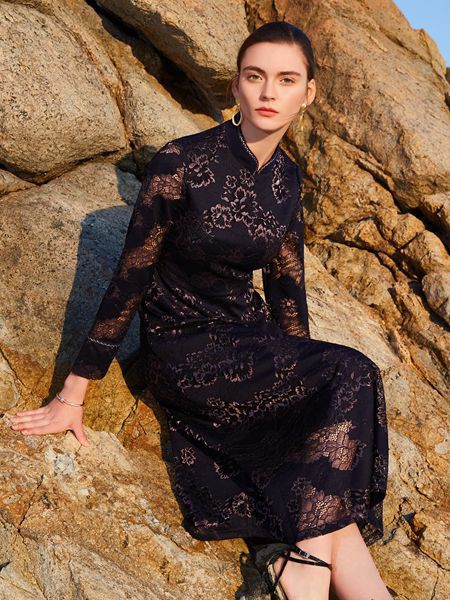 troobe~俏帛女装2022秋冬季黑色连衣裙