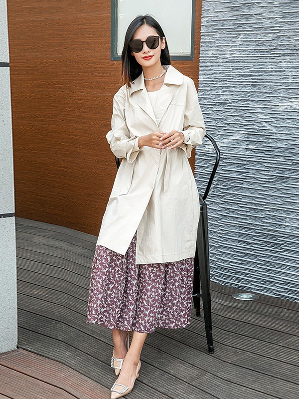 梦之屋2022秋冬季白色风衣