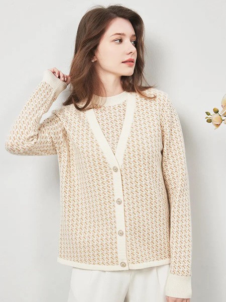 嘉禾利莎女装2022秋冬季米色针织衫