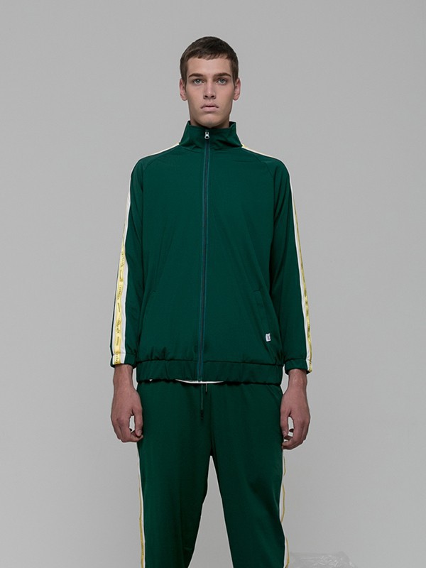 D.N.M休闲装2022秋冬季绿色羽绒服