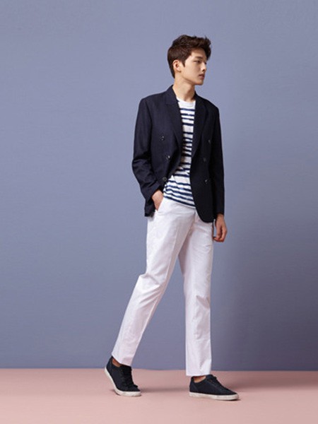 宙斯2022秋冬季藏蓝色T恤