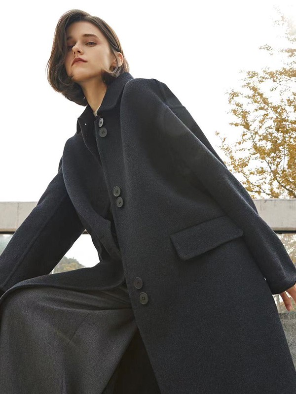 简诣2022秋冬季黑色大衣