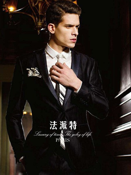 法派特男装2022秋冬季黑色西装