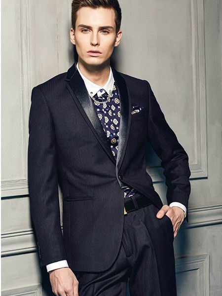法派特男装2022秋冬季黑色西装