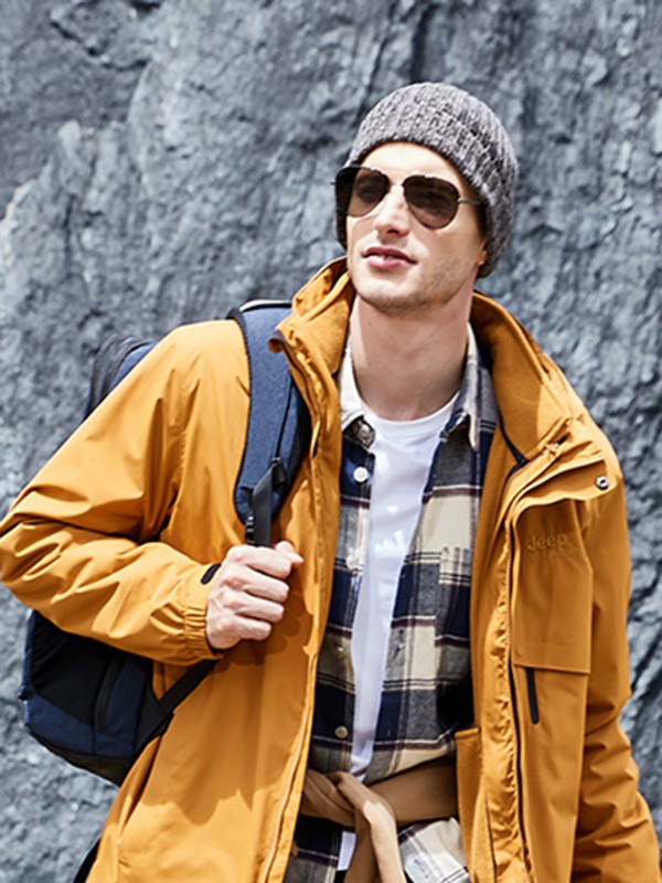 吉普2022秋冬季白色T恤