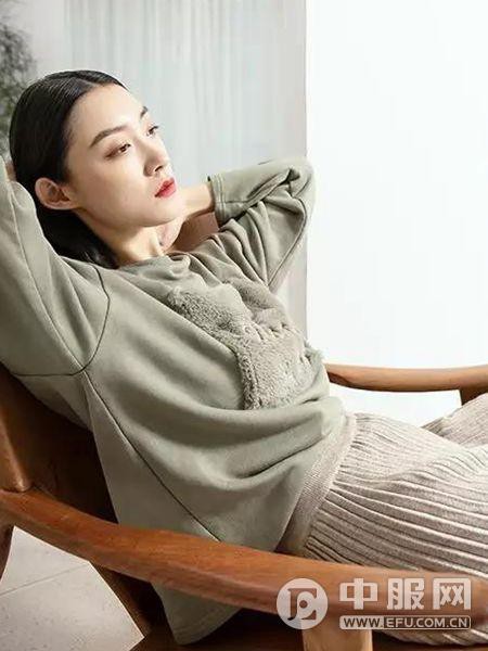 MOKA2022秋冬季绿色T恤