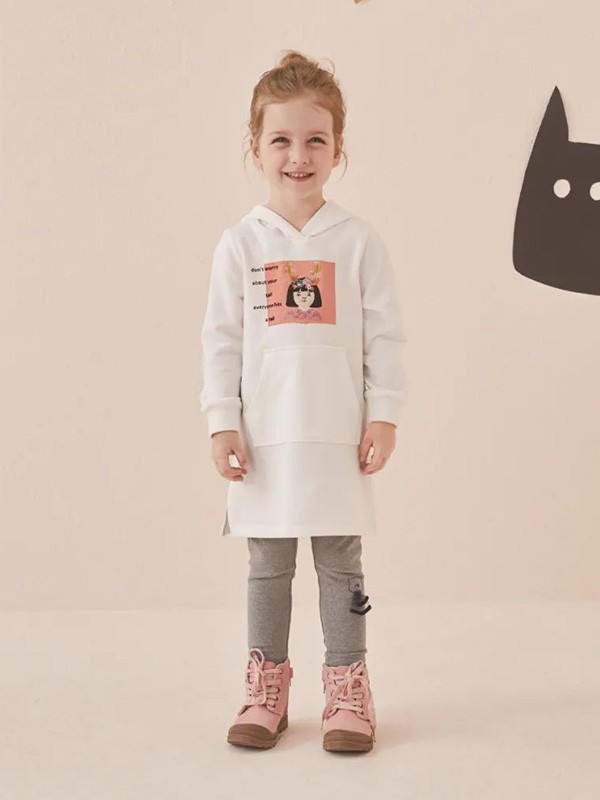 金果果2022秋冬季白色卫衣裙