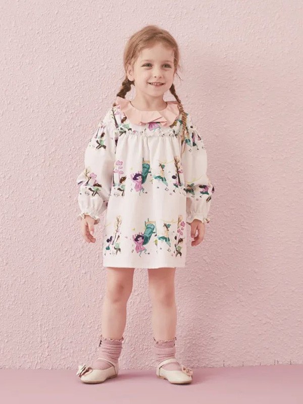 金果果2022秋冬季白色连衣裙