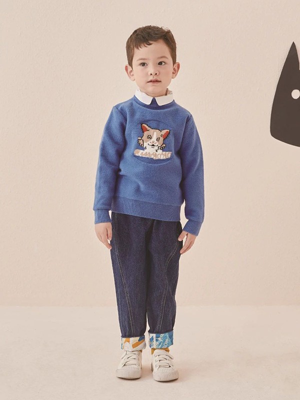 金果果童装2022秋冬季蓝色T恤