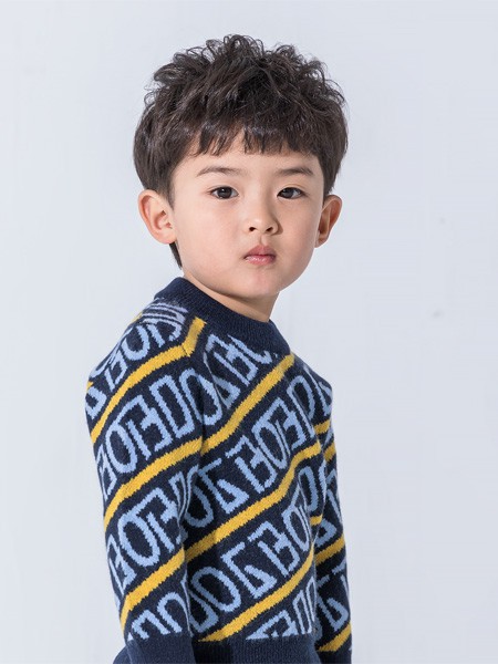 巴布豆童装2022秋冬季黑色毛衣