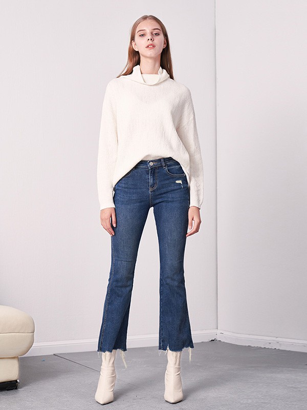 伊树女装2022秋冬季白色毛衣