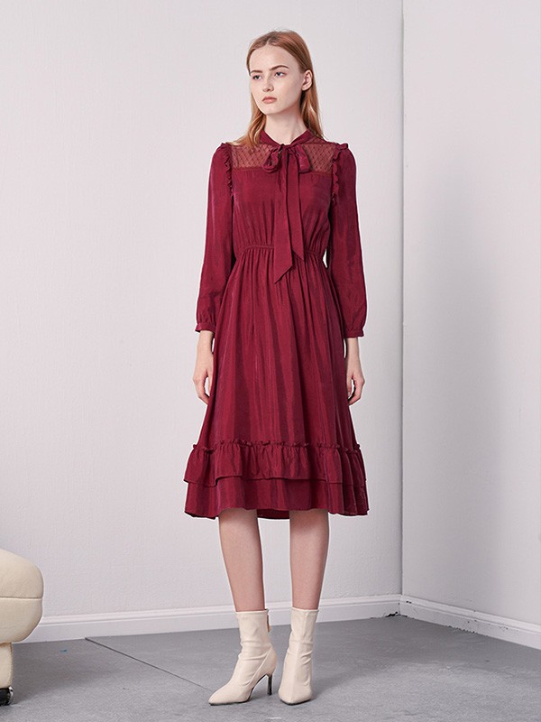 伊树女装2022秋冬季酒红色连衣裙