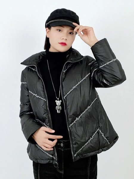 基弟2022秋冬季黑色棉服