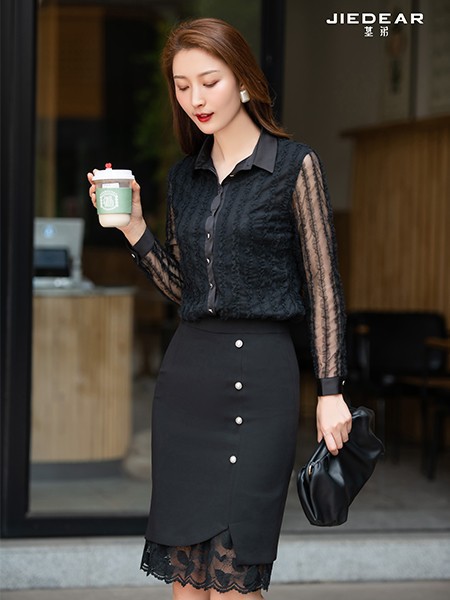 基弟女装2022秋冬季黑色包臀裙