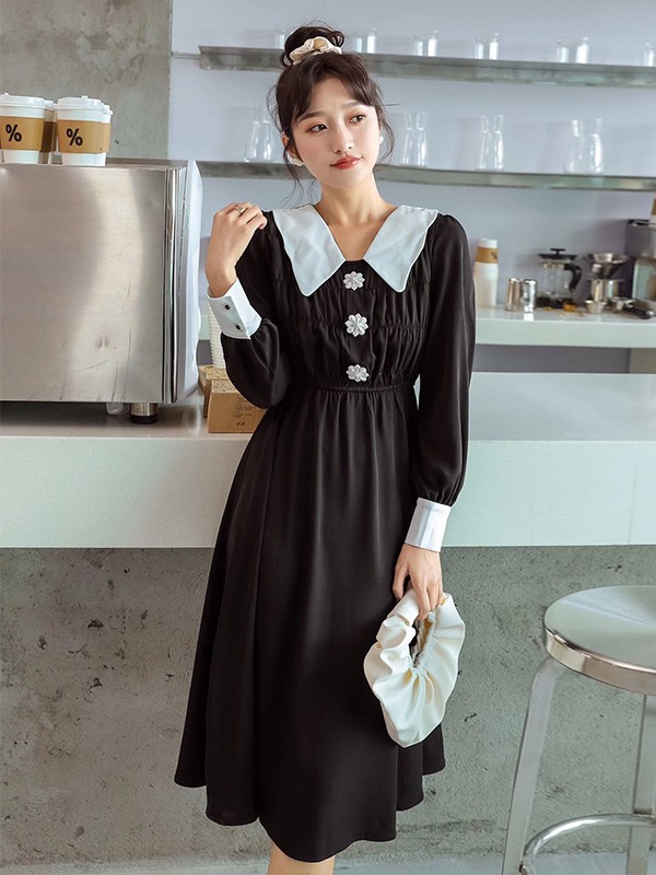 亘美女装2022秋冬季黑色连衣裙