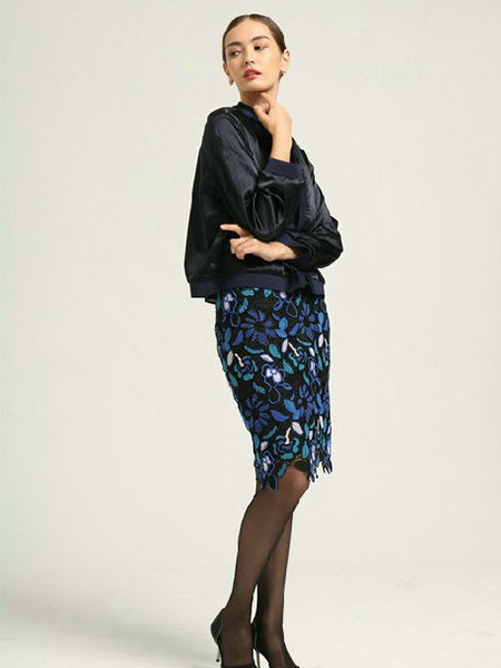 BOBO&TOTO女装2022秋冬季蓝色包臀裙