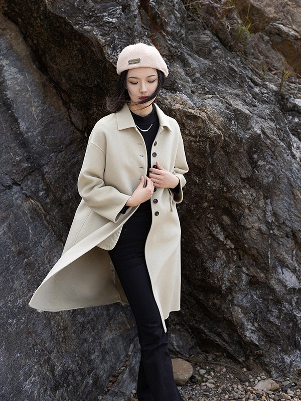 汀丁可2022秋冬季白色大衣