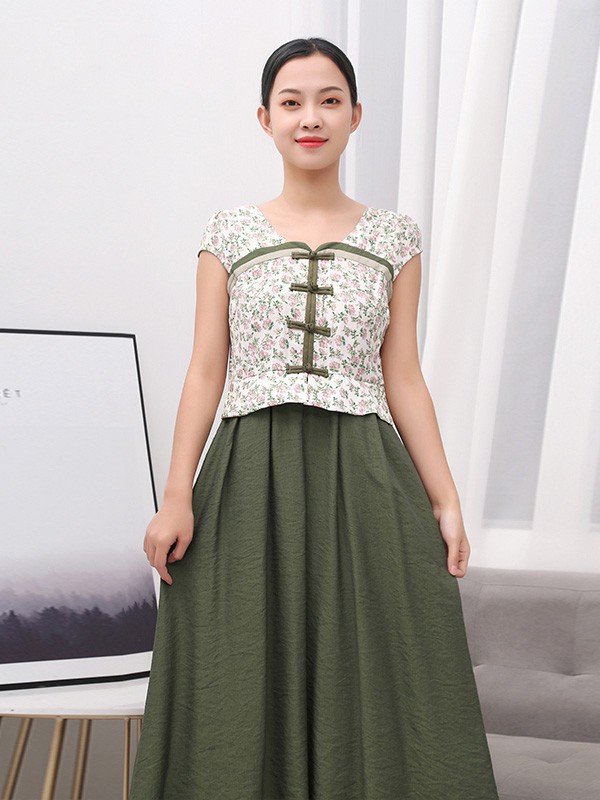 茉希2023春夏季军绿色连衣裙