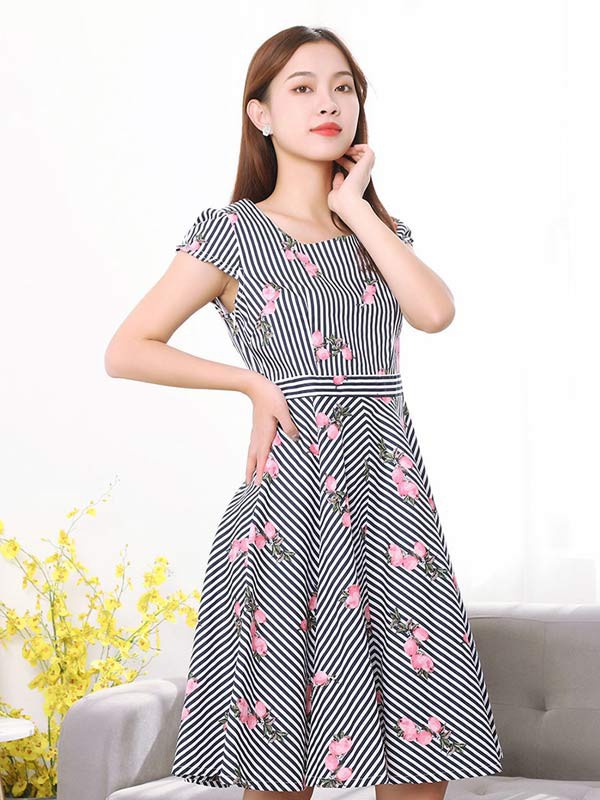 茉希女装2023春夏季灰色连衣裙