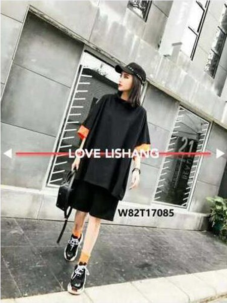 栗尚女装2022秋冬季黑色连衣裙