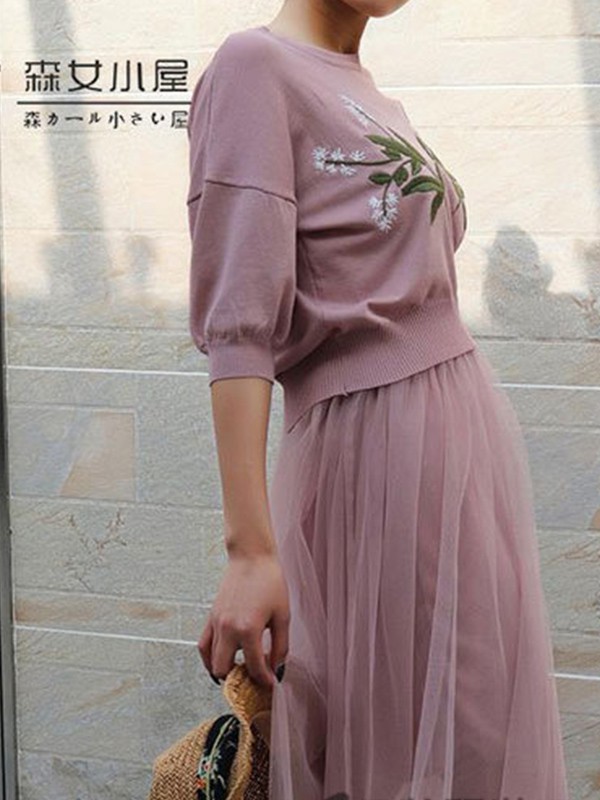 森女小屋女装2022秋冬季粉色T恤