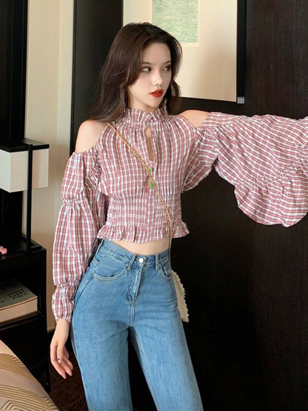 蔻贝卡女装2023春夏季粉色上衣