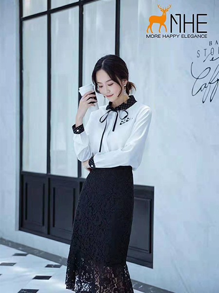 MHE女装2023春夏季黑色半身裙