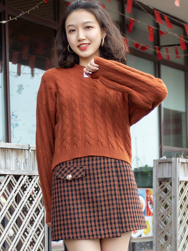 阿凡卓女装2022秋冬季咖啡色毛衣