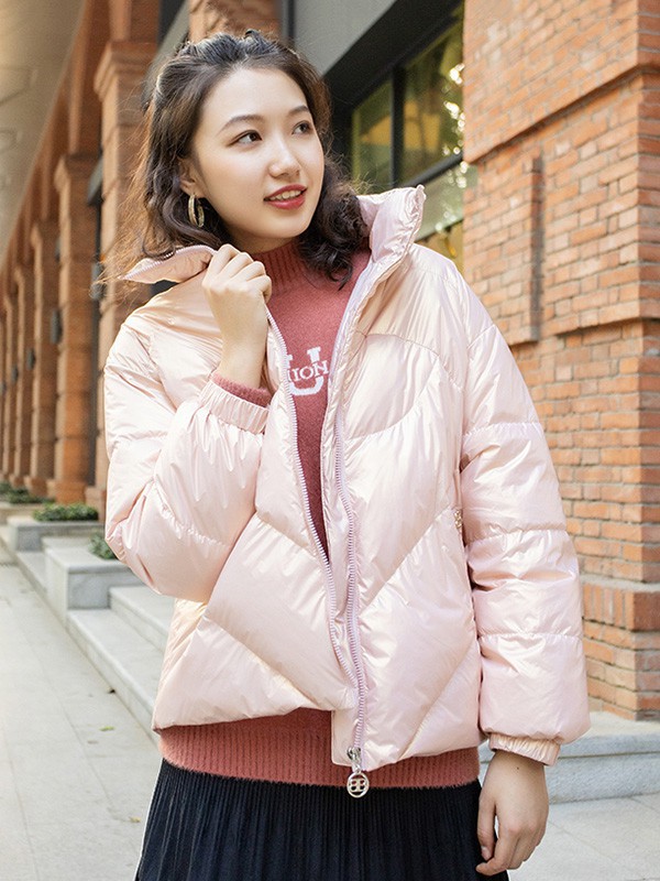 阿凡卓女装2022秋冬季粉色棉服