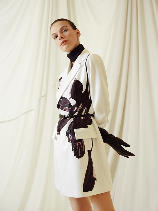 锡瑅2022秋冬季白色大衣