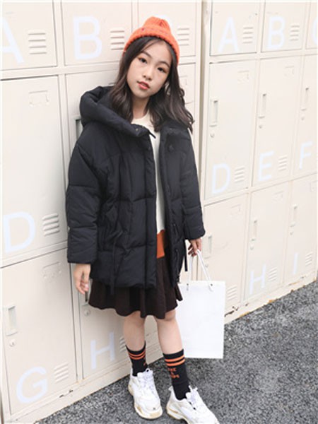 童淘库2022秋冬季黑色棉服