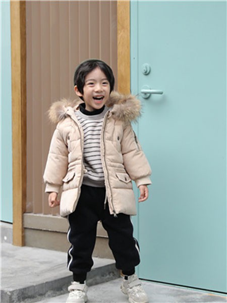 童淘库2022秋冬季米色棉服