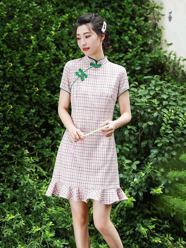 韩依瑞女装2023春夏季粉色旗袍