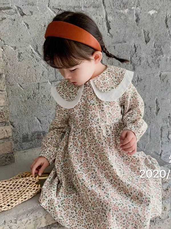 幼米童装2022秋冬季白色连衣裙