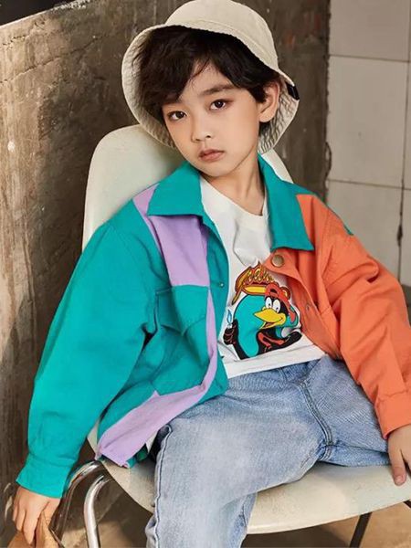 啦芙莱2023春夏季白色T恤