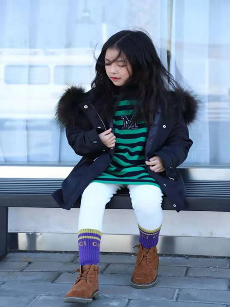 mocodémoco童装2022秋冬季黑色棉服