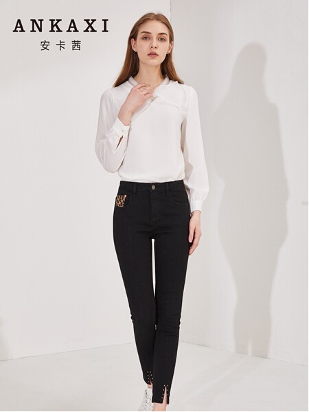 安卡茜女装2022秋冬季白色衬衫