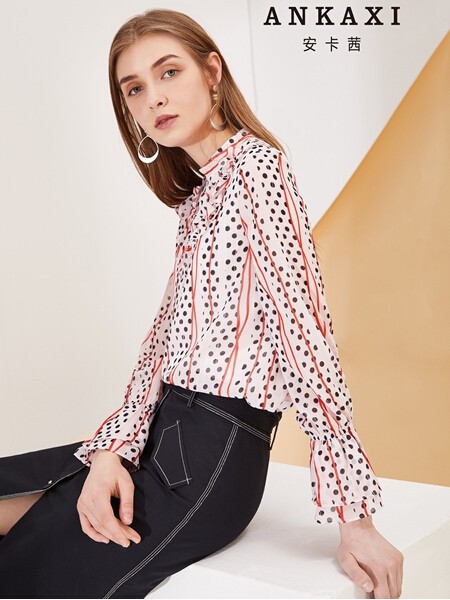 安卡茜女装2022秋冬季白色衬衫