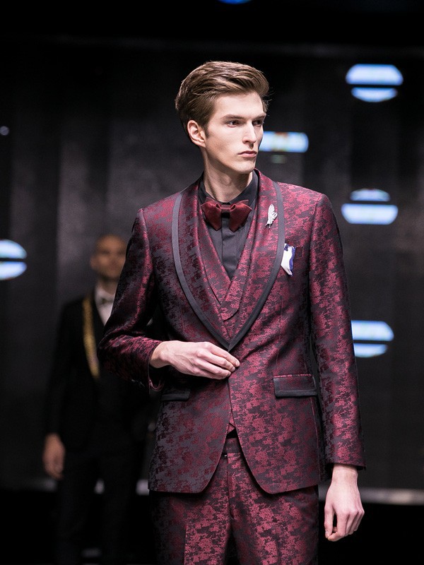 雷尼德男装2022秋冬季红色西装