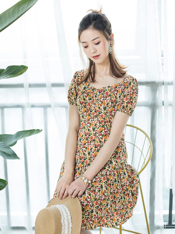 幻彩四季女装2023春夏季黄色连衣裙